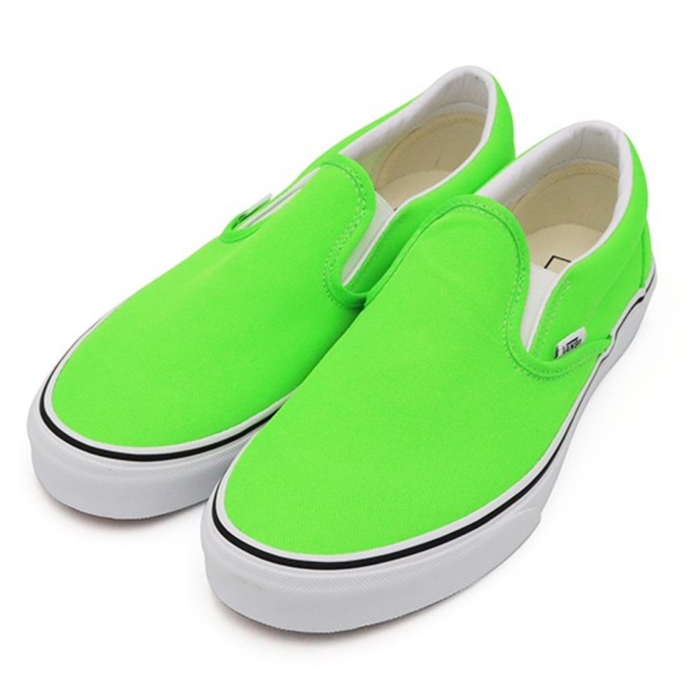 NWT- Vans Unisex ‘Classic’ Slip-On in Neon Gecko Green